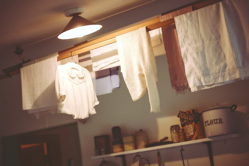 White laundry hang drying